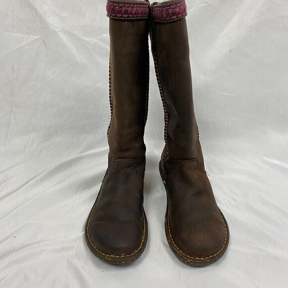 UGG 5139 Women’s Brown Leather Sheepskin Lined Winter Boots Brown Size US 6 - Picture 2 of 11